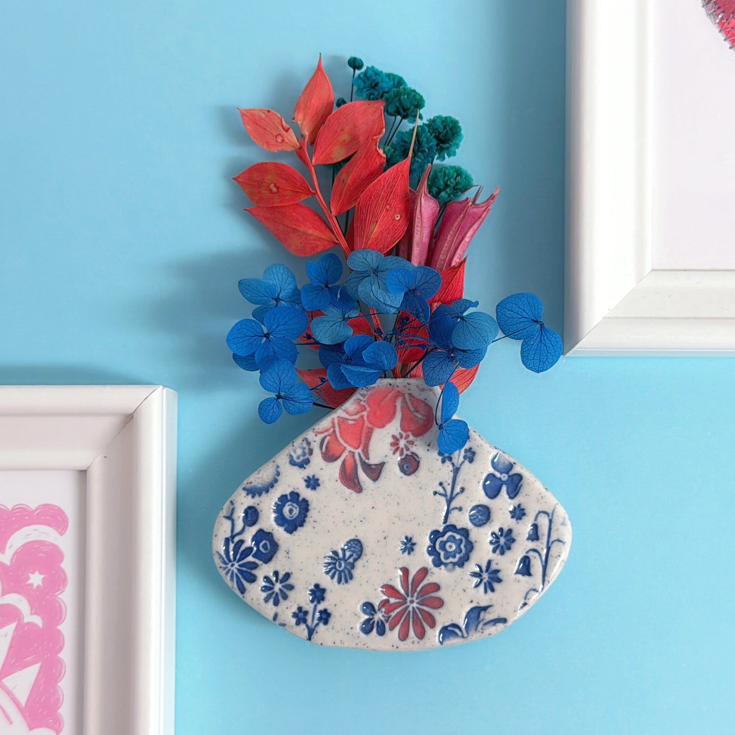 BOTANICA CERAMICA Handmade Ceramic Wall Vase by Jo Kealley