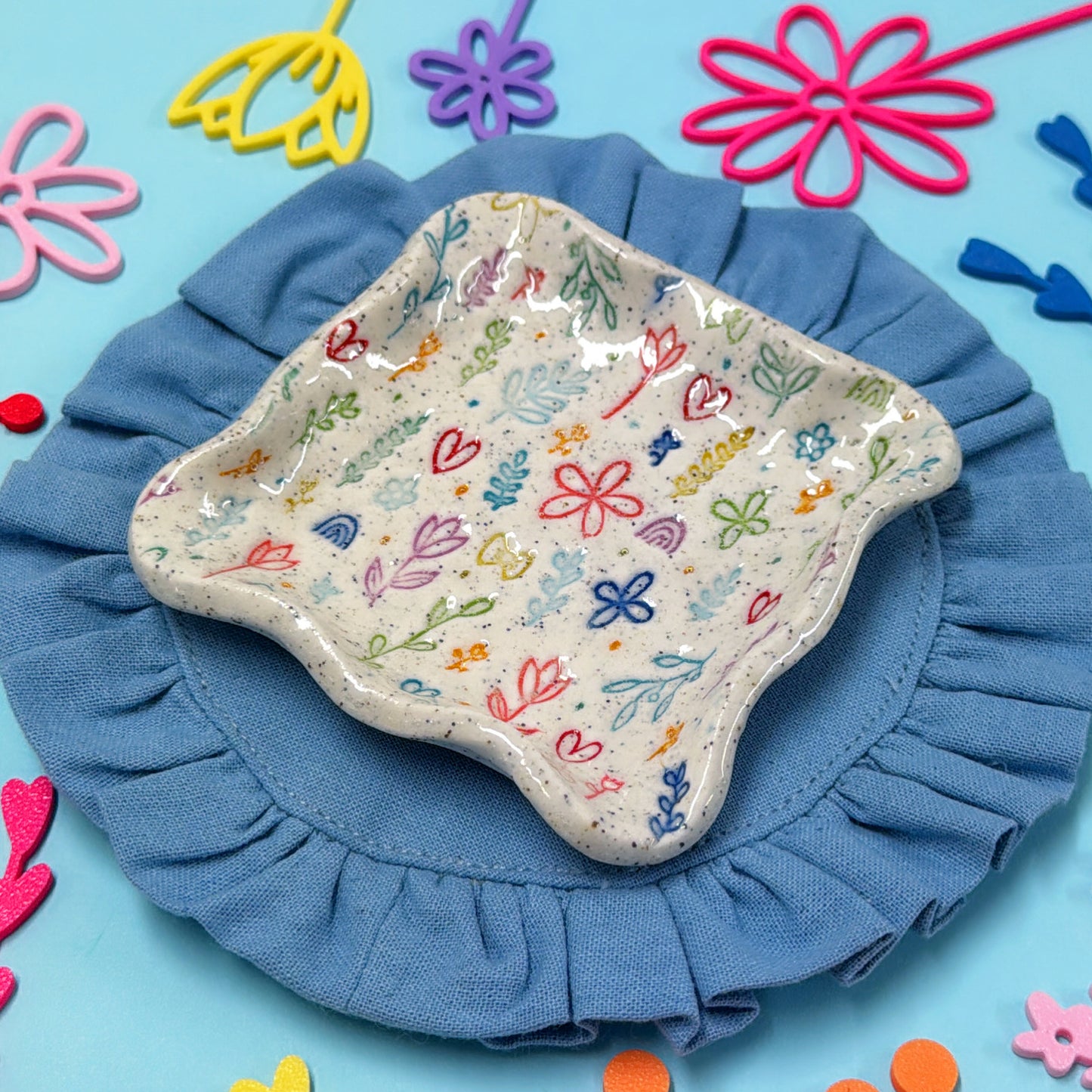DIANNE’S GARDEN 🌸 Wave-edge Square Dish 🎀 Handmade Ceramic Treats & Tapas Dish by Jo Kealley