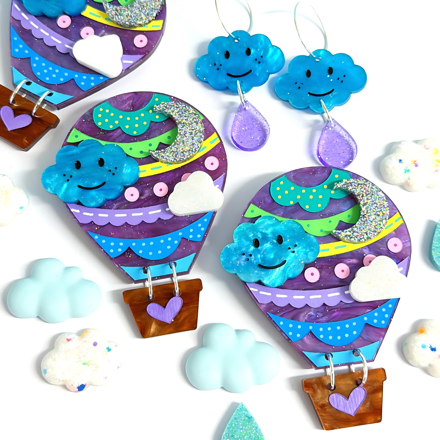 LET’S FLY AWAY : HOT AIR BALLOON : Lavender Swirls: Handmade Resin & Acrylic BROOCH