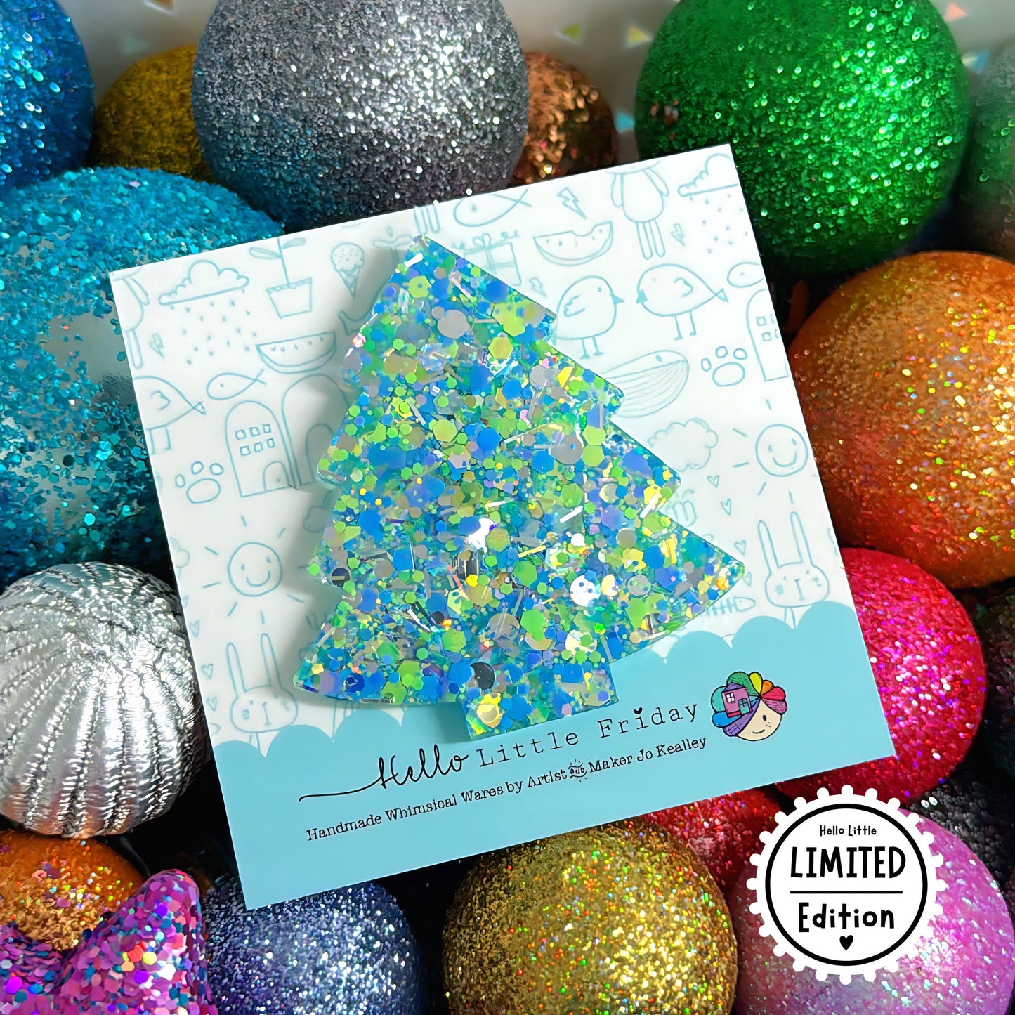 CHRISTMAS TREE : Handmade Resin BROOCH