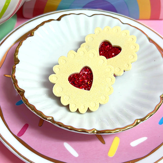 HELLO LITTLE BISCUITS : JAM HEART COOKIE : Handmade Resin BROOCH