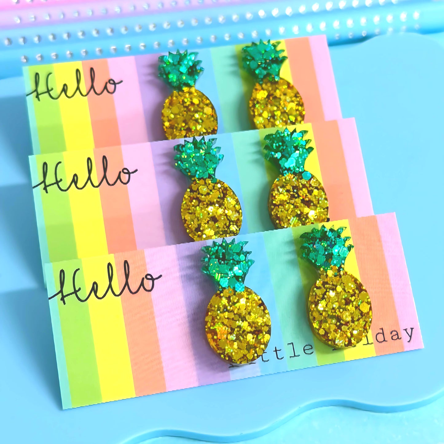 SUMMER GOLD PINEAPPLES : Handmade Resin Stud Earrings