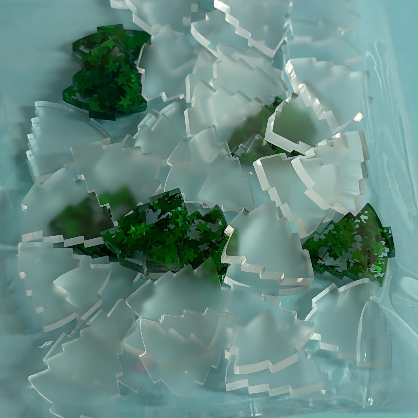 20mm CHRISTMAS TREES for stud earring size : 3mm clear frosted Acrylic components : Destash item