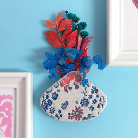 BOTANICA CERAMICA Handmade Ceramic Wall Vase by Jo Kealley