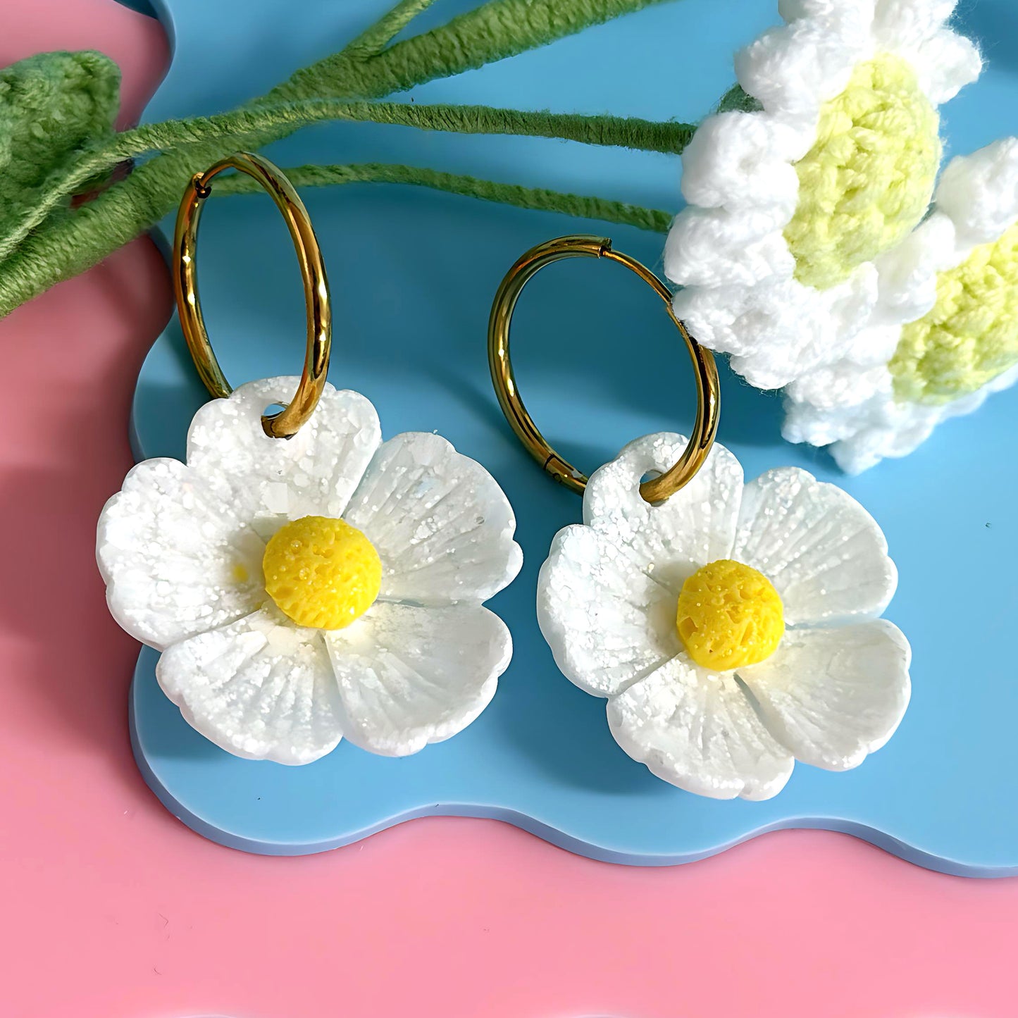 CLASSIC POPPIES : Handmade Resin Drop Earrings on Huggie Hoops