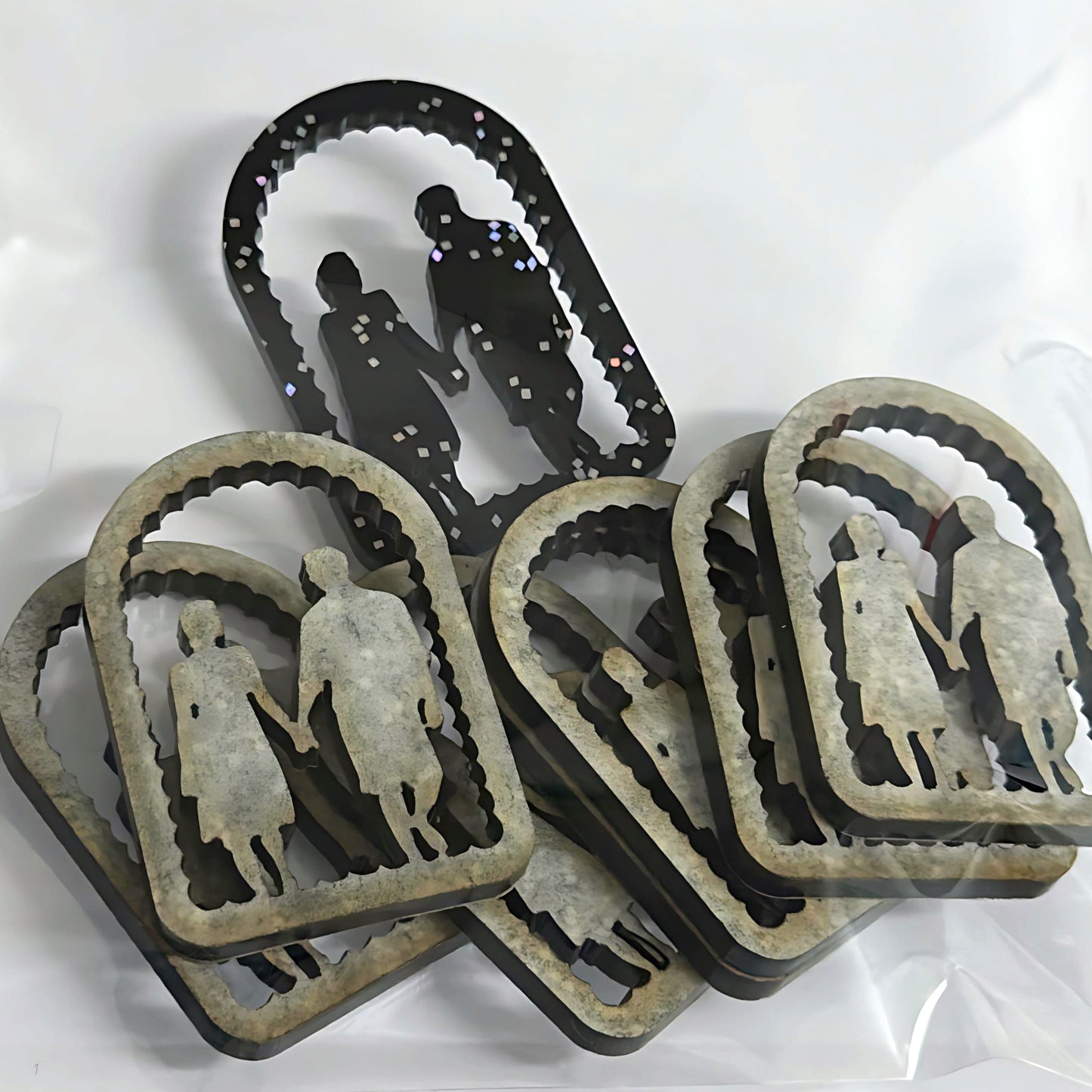 45mm FRIENDS : Black Gloss Acrylic components : Destash item