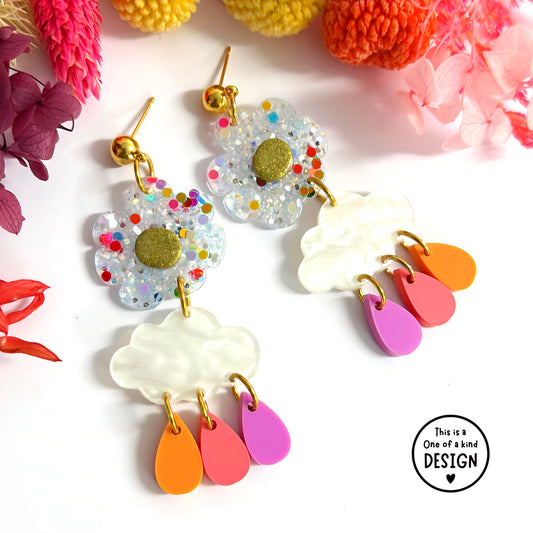 DAISY DREAMING : One of a Kind : Handmade Resin & Acrylic DROP Earrings