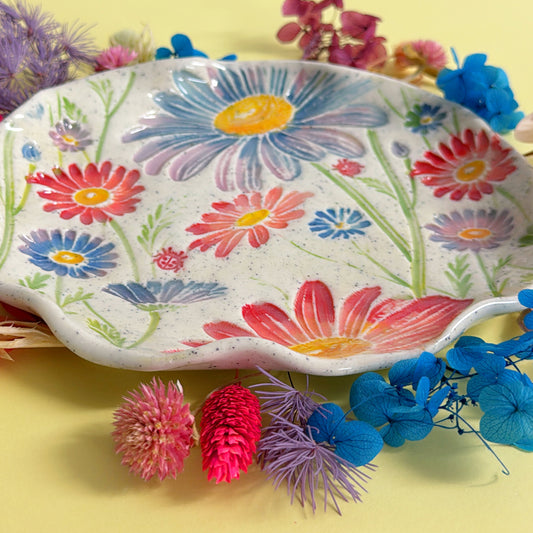 BOTANICA CERAMICA ~ Daisy Bloom Medium Plate : Handmade Ceramic Treats & Tapas Dishes by Jo Kealley