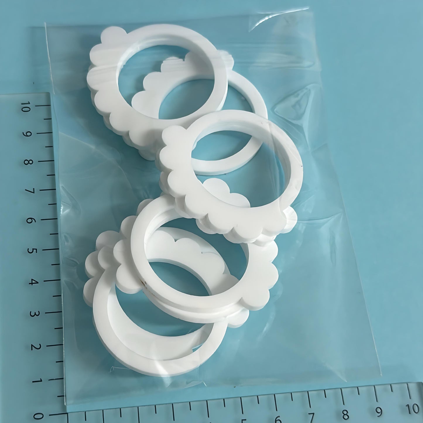 50mm SCALLOPED FRILL FRAMES : 3mm white gloss Acrylic components : Destash item