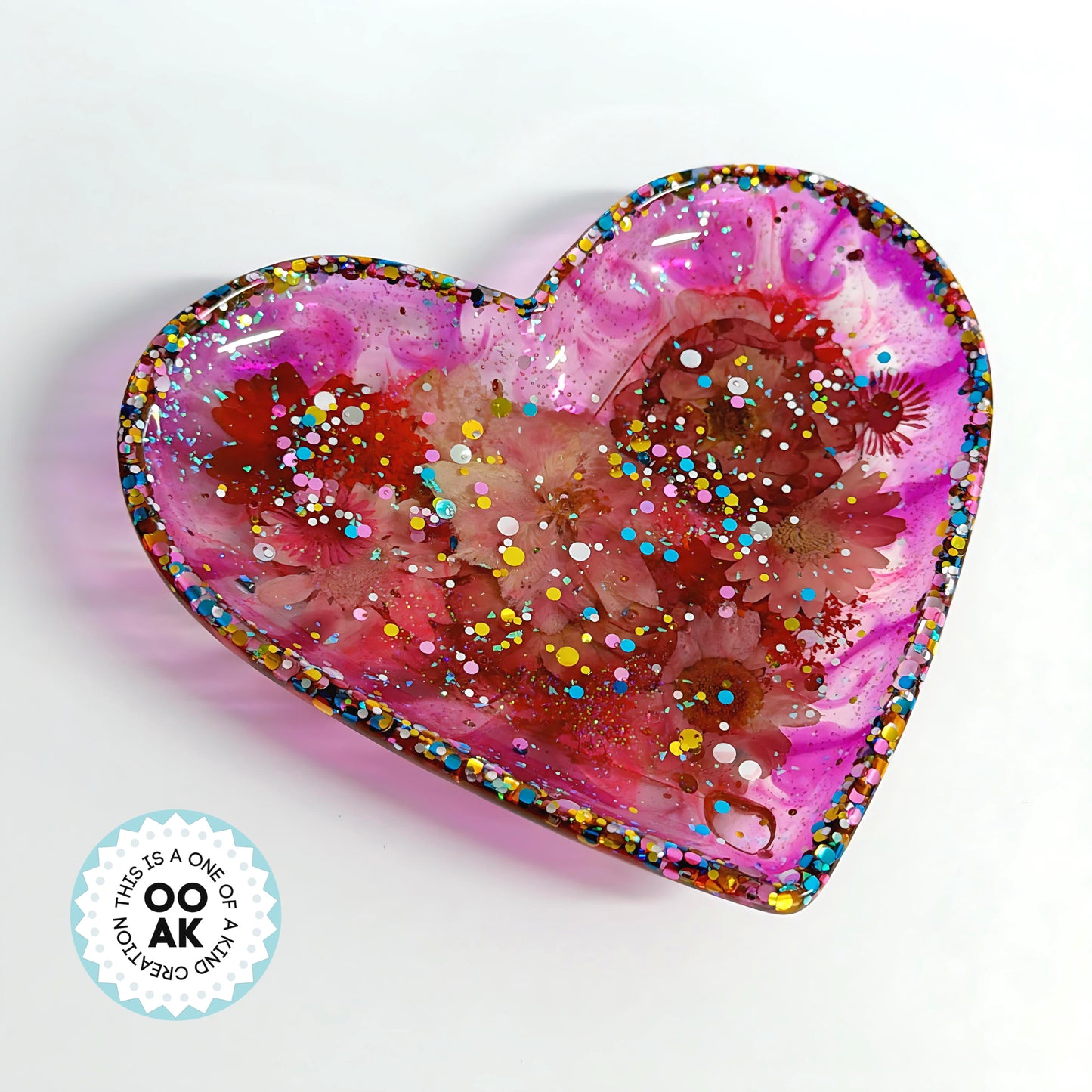 FLORAL HEART cast resin trinket tray