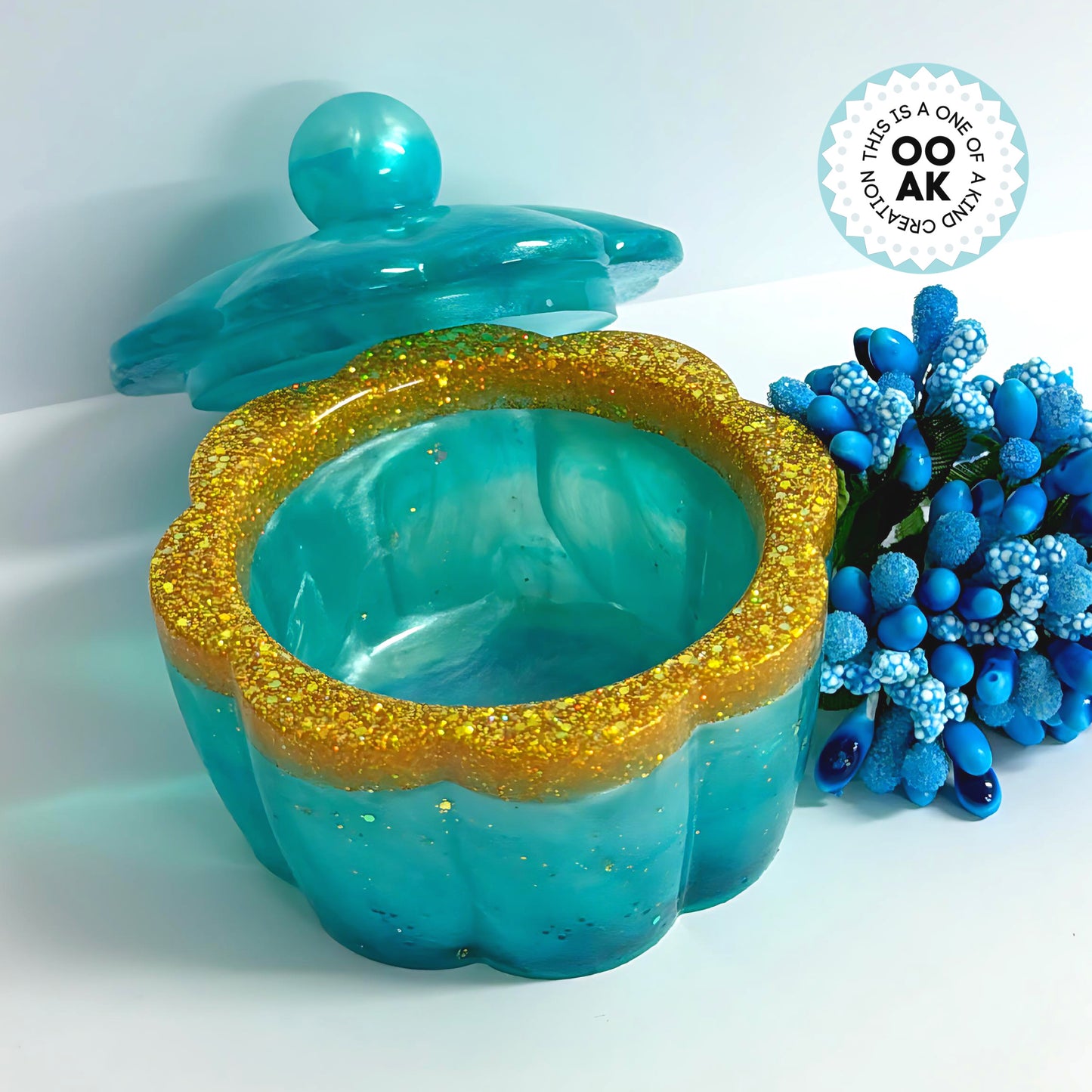 MERMAID SHIMMER Medium Cast Resin Trinket pot