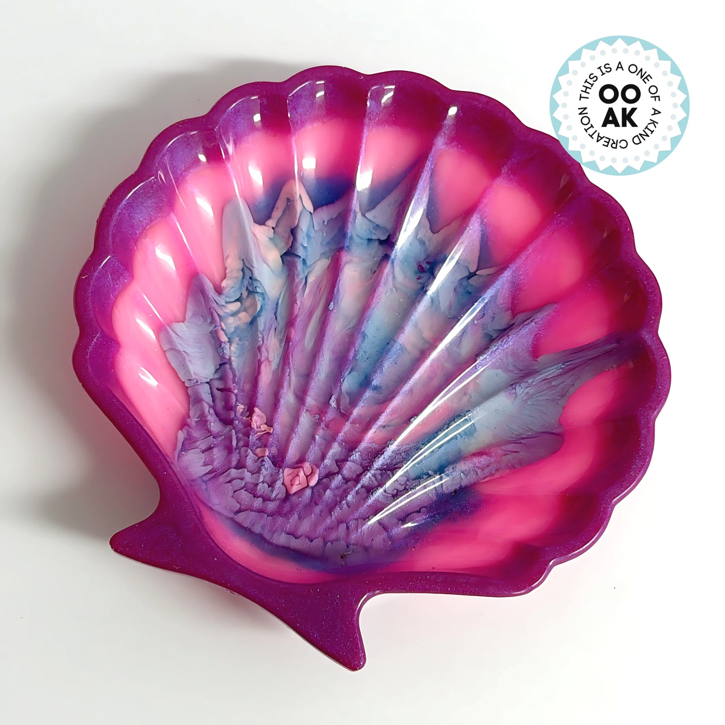 SEASHELL Small cast resin trinket tray