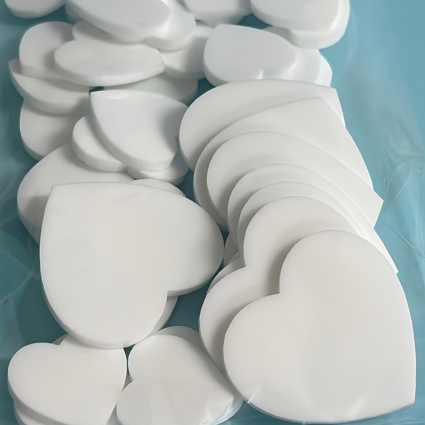 Large bag ASSORTED 25mm/30mm/40mm TALL HEARTS for drop earring size : 3mm white gloss Acrylic components : Destash item
