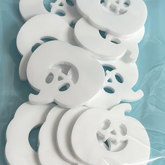 40mm SMILING PUMPKIN HALLOWEEN : drop earring size: 3mm white gloss Acrylic components : Destash item