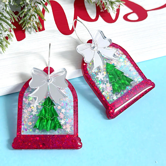 CHRISTMAS SNOW GLOBE : SHIMMERING SNOW FROSTED TREE : RUBT : Handmade Resin Drop Earrings