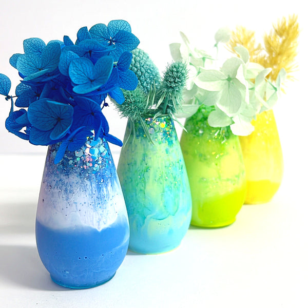 HELLO BABY BUD VASES : OMBRÈ : Choose your colour : One of a Kind Cast Resin Vases